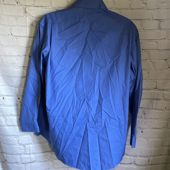 Jos. A. Bank Mens Blue Button Down Shirt Size 16.5" - 34" - Picture 3 of 4